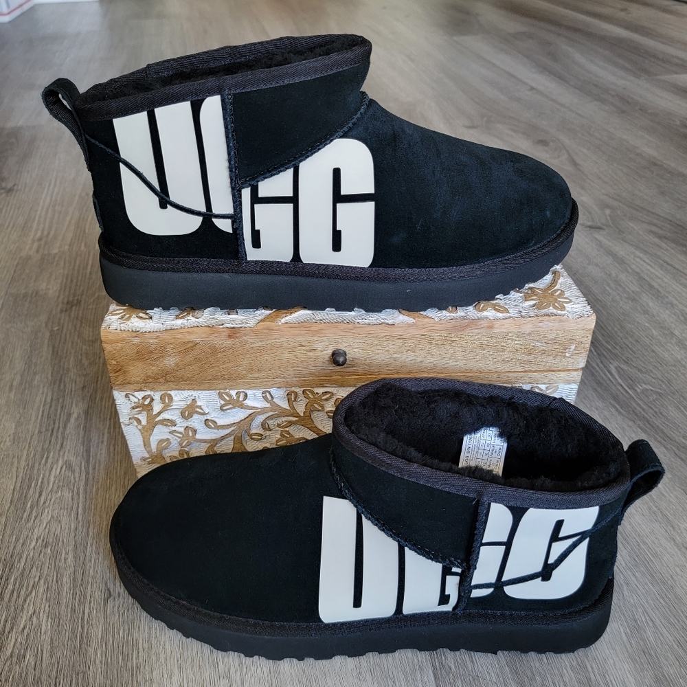 UGG Classic Ultra Mini Chopd Suede Boot